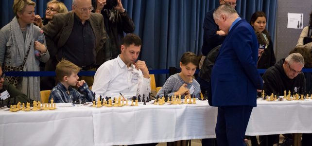 Familie Shapiro vertrat den SCE beim Simultan mit Karpow